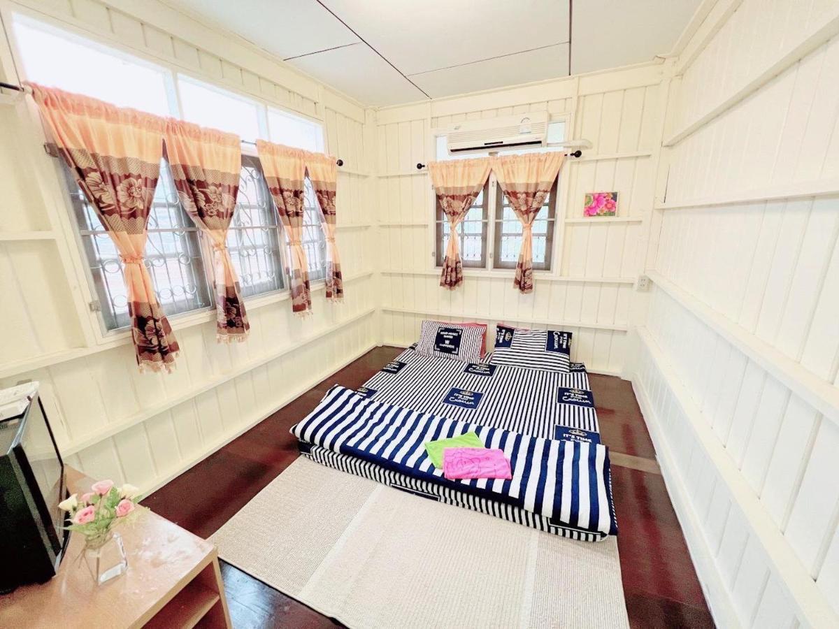 Baanklong Amphawa Homestay Exterior photo