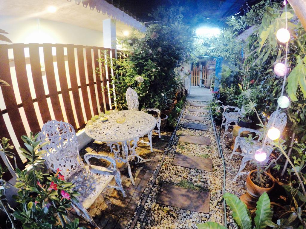 Baanklong Amphawa Homestay Exterior photo